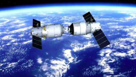 Çin’in Uzay istasyonu Dünya’ya çakıldı